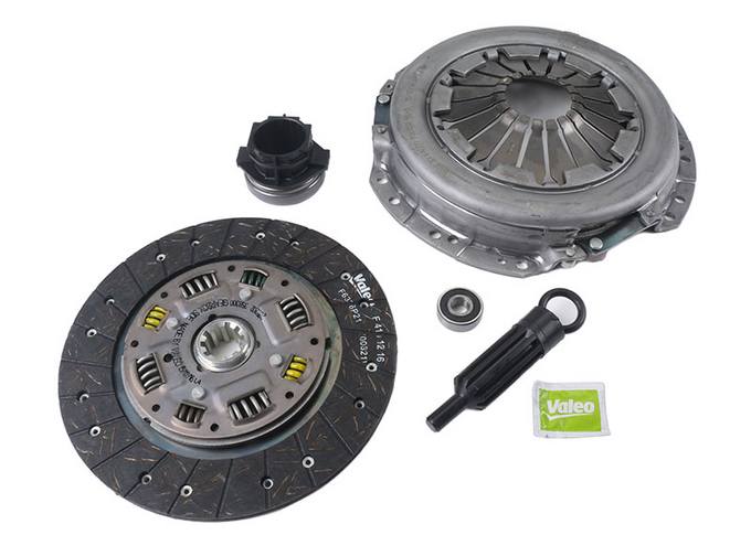 BMW Clutch Kit (3 Piece) 21211223119 - Valeo 52281203